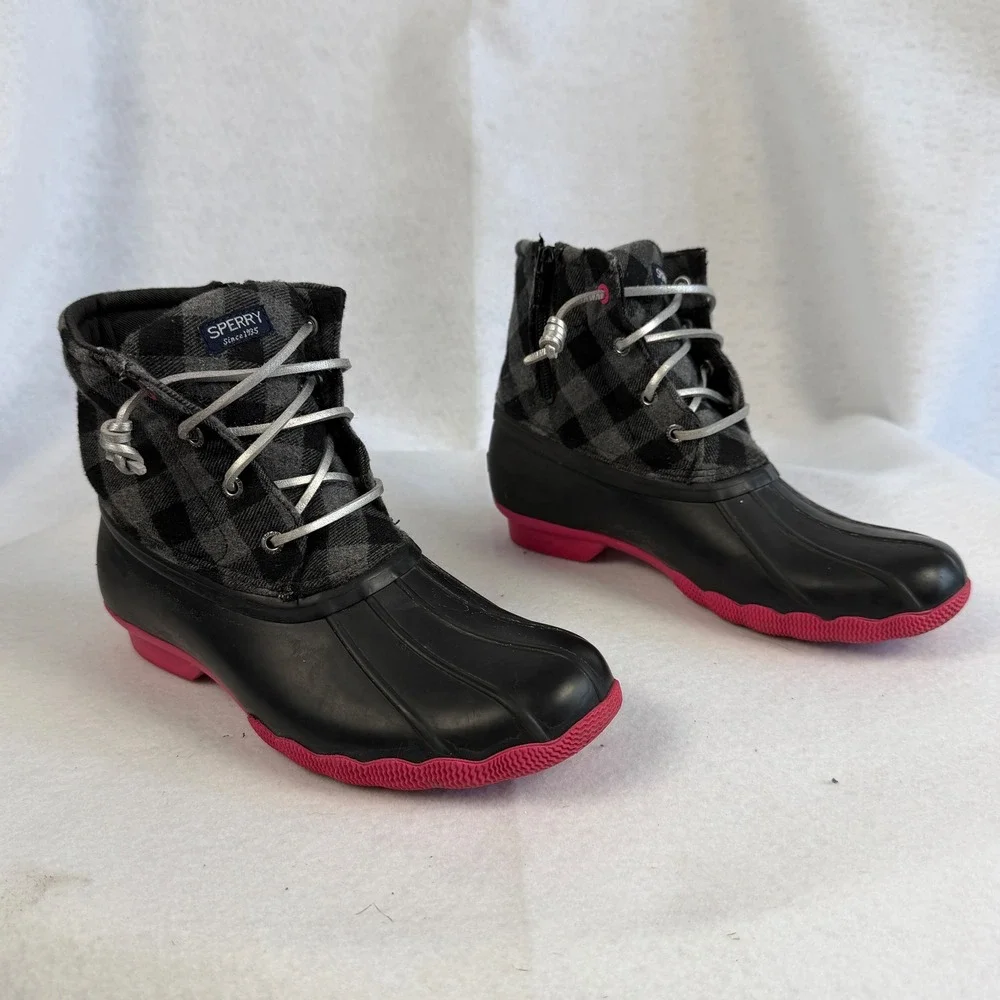 Sperry‎ Saltwater Plaid Duck Boots Black Pink Waterproof Zip Side Kids Size 4